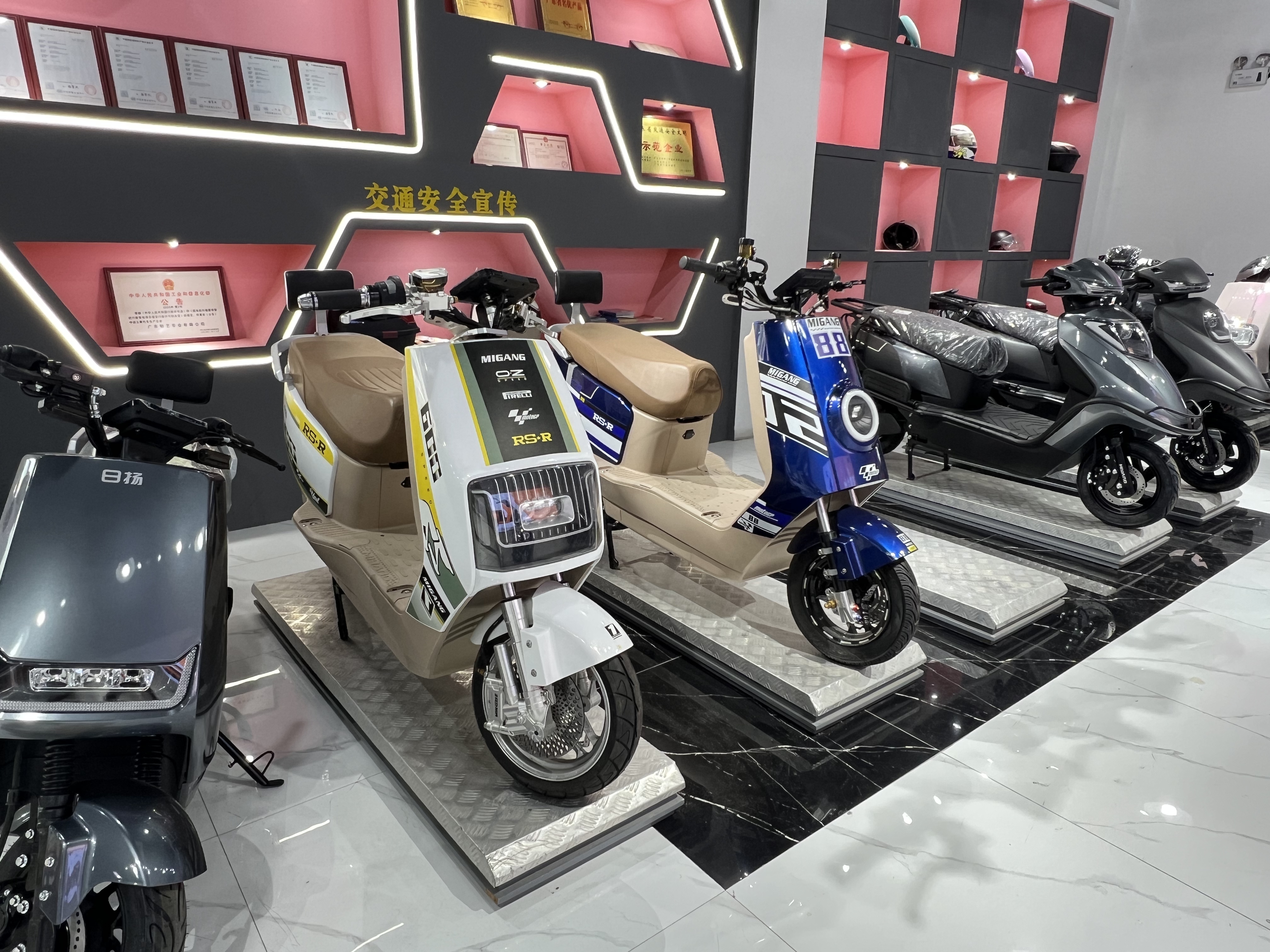 Source Factory Custom Vehicles