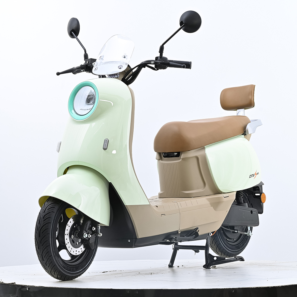 Q3 Electric Scooter 10 Inch, 48V/60V/72V 20AH Lead Acid/Lithium Battery E-Moped, 50-60km/h High Speed Motorcycle with Bluetooth, Reverse Function & Full LED Light